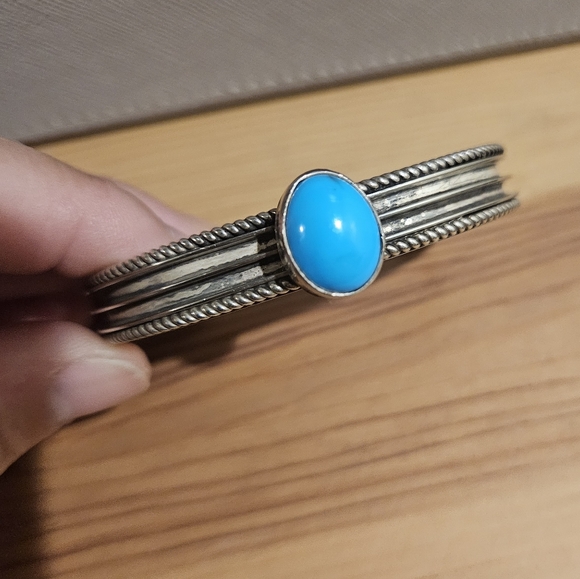 ***SOLD ON FB MARKETPLACE**Turquoise sterling silver bangle - Picture 1 of 4